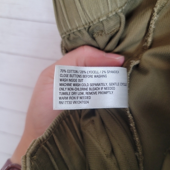 KNOX ROSE CUFFED OLIVE GREEN CARGO PANTS W ELASTIC WAIST BAND, SZ MEDIUM - Picture 12 of 16